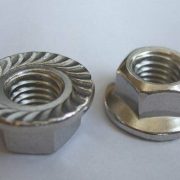 M6-X-100P-HEX-SERRATED-FLANGE-NUTS-BZP-METRIC-DIN-6923-CL6-BZP-301841351807-2